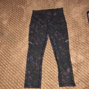 Lulu lemon cropped pants